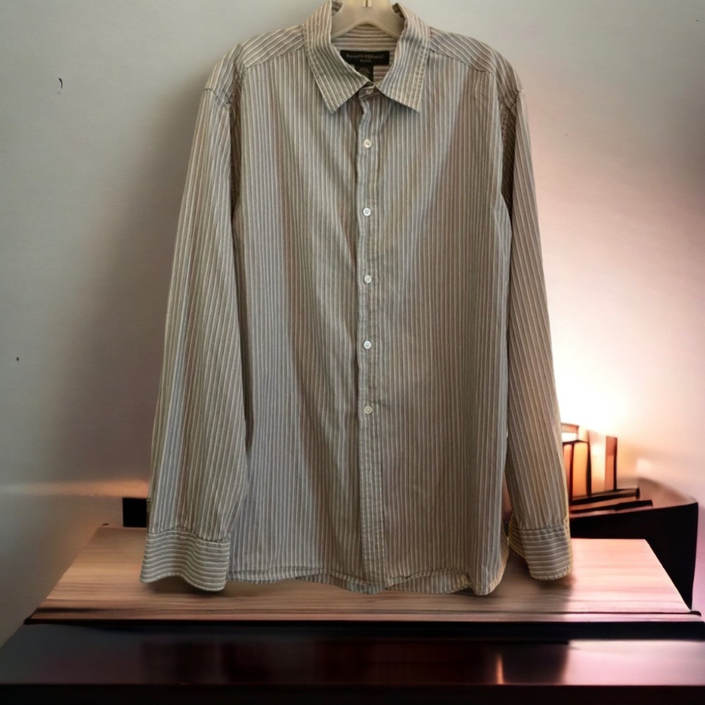 Banana Republic Button Down